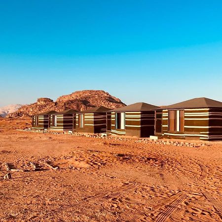 Wadi Rum Bedouin Tour With A Camp Luaran gambar