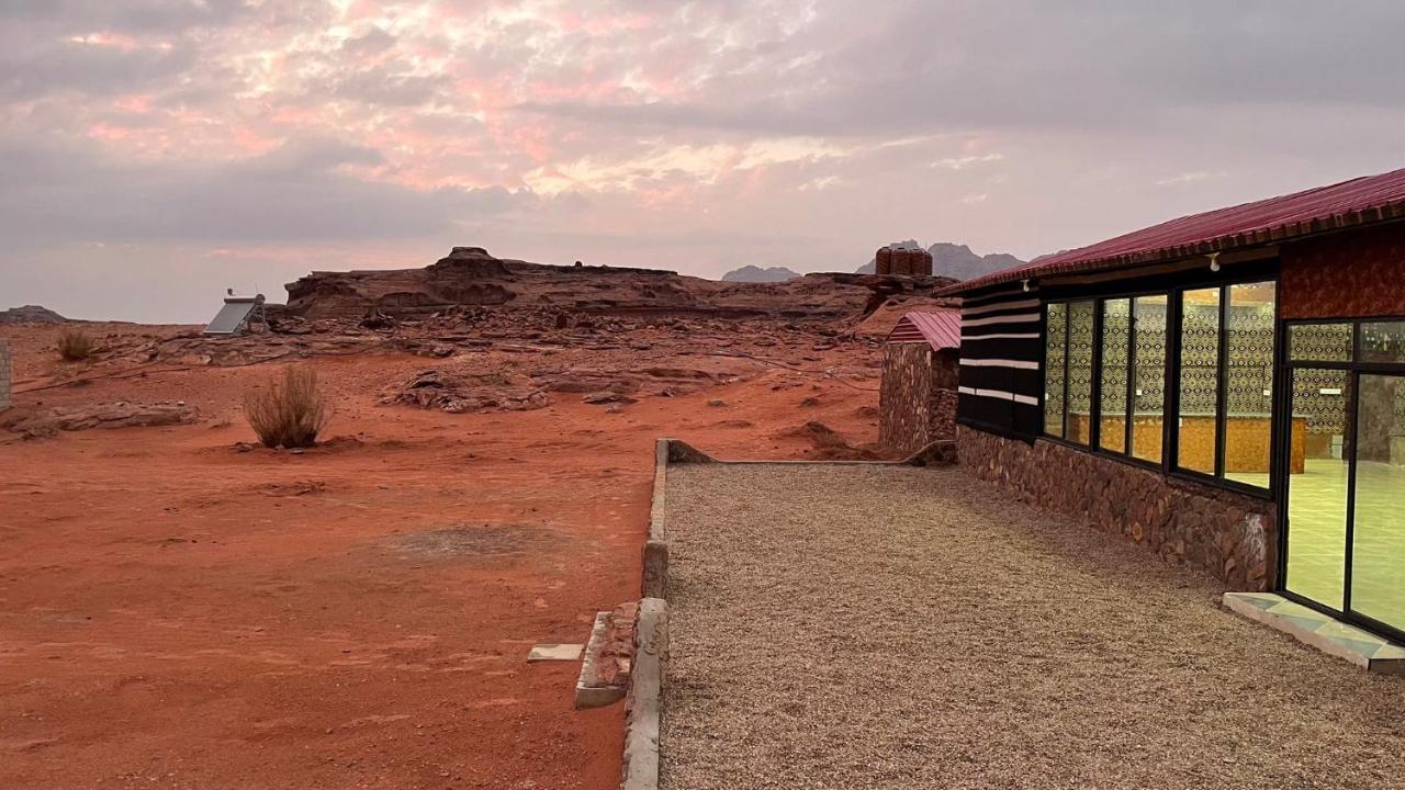 Wadi Rum Bedouin Tour With A Camp Luaran gambar
