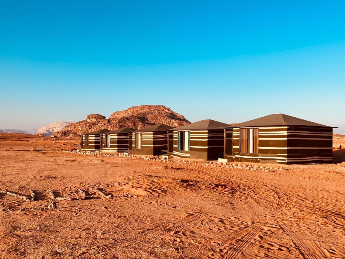 Wadi Rum Bedouin Tour With A Camp Luaran gambar